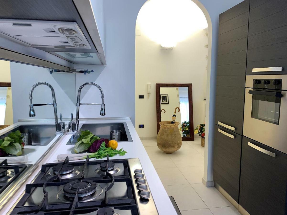 House Sarzano By Holiday World Генуа Екстериор снимка